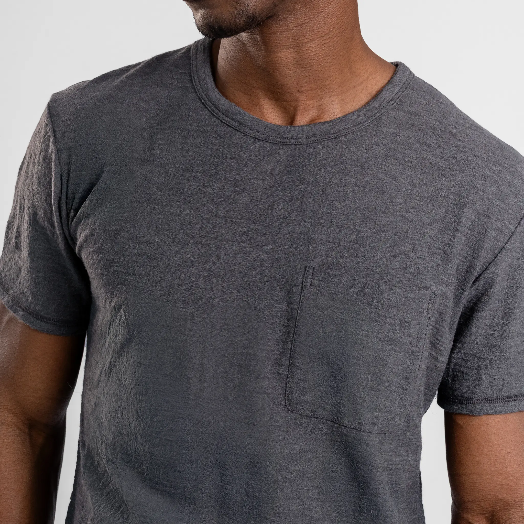 Men's Alpaca Wool Pocket T-Shirt: 160 Ultralight Crew Neck - Image 12