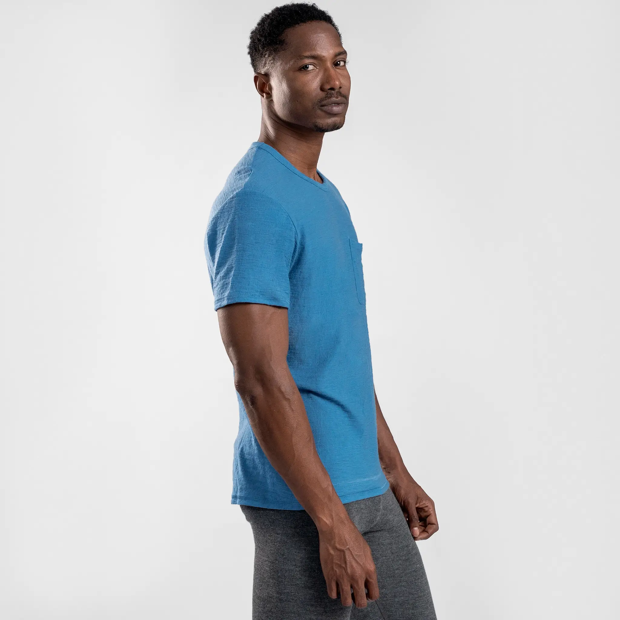 Men's Alpaca Wool Pocket T-Shirt: 160 Ultralight Crew Neck - Image 14