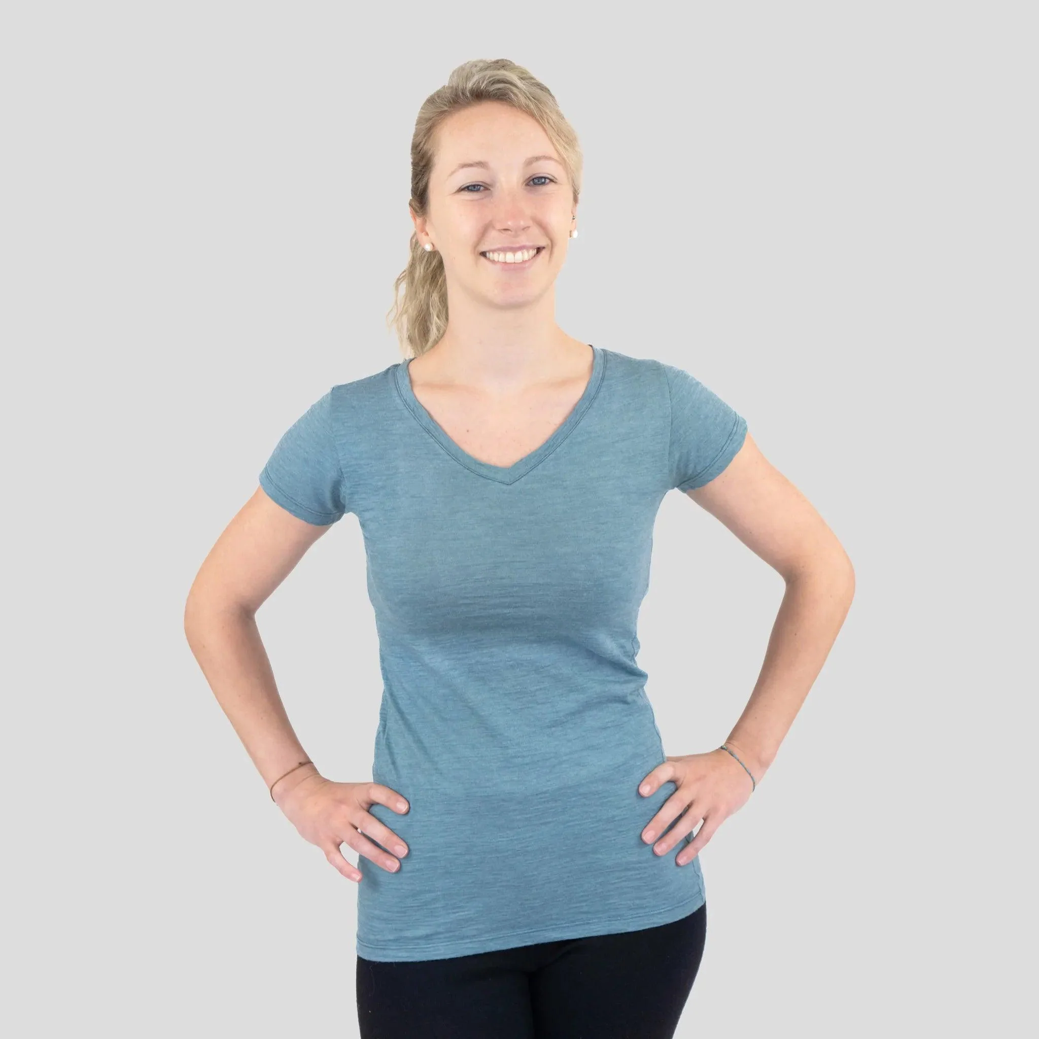 3 Pack Bundle - Women's Alpaca Wool T-Shirt: 160 Ultralight V-Neck - Image 11