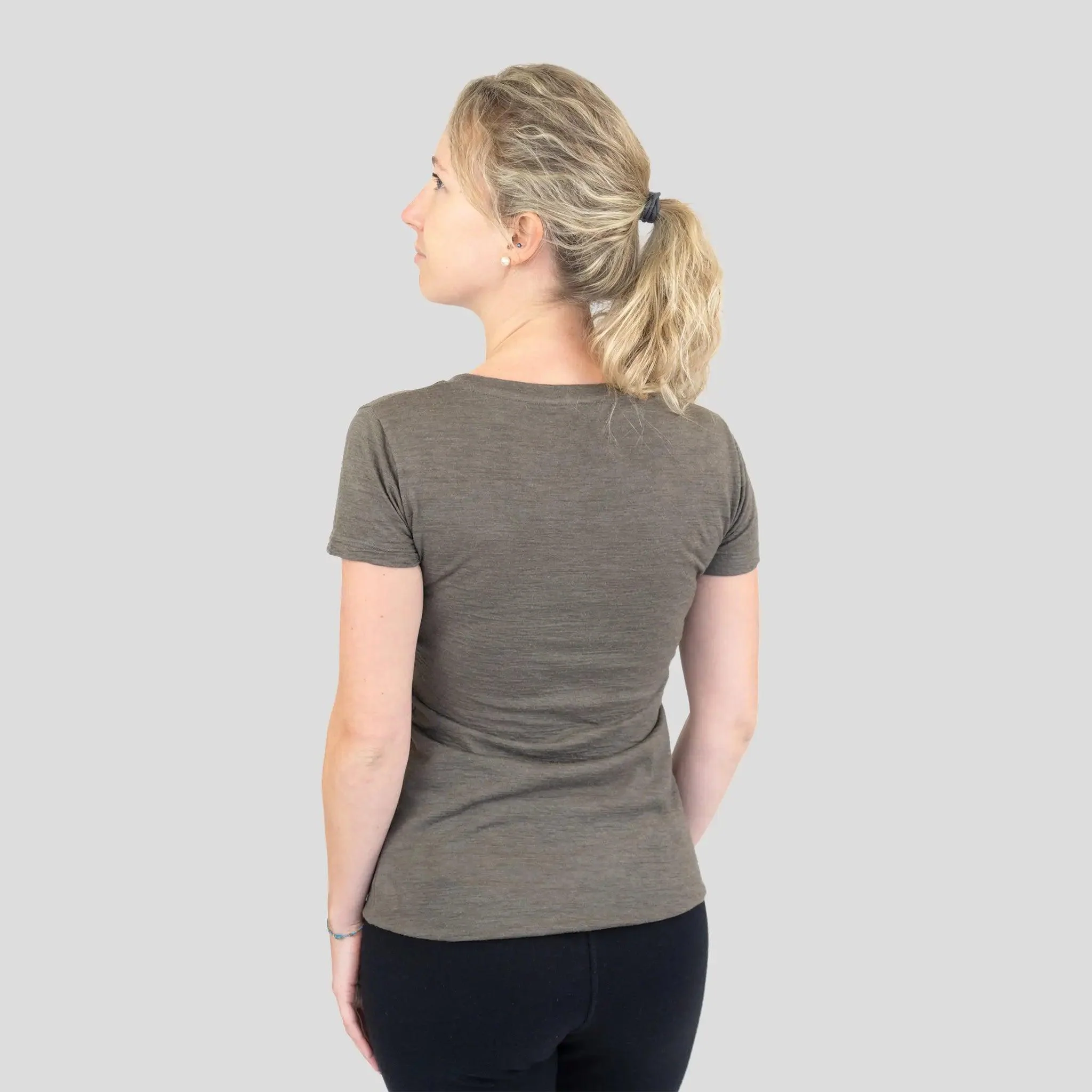 Women's Alpaca Wool T-Shirt: 160 Ultralight Crew Neck - Image 16
