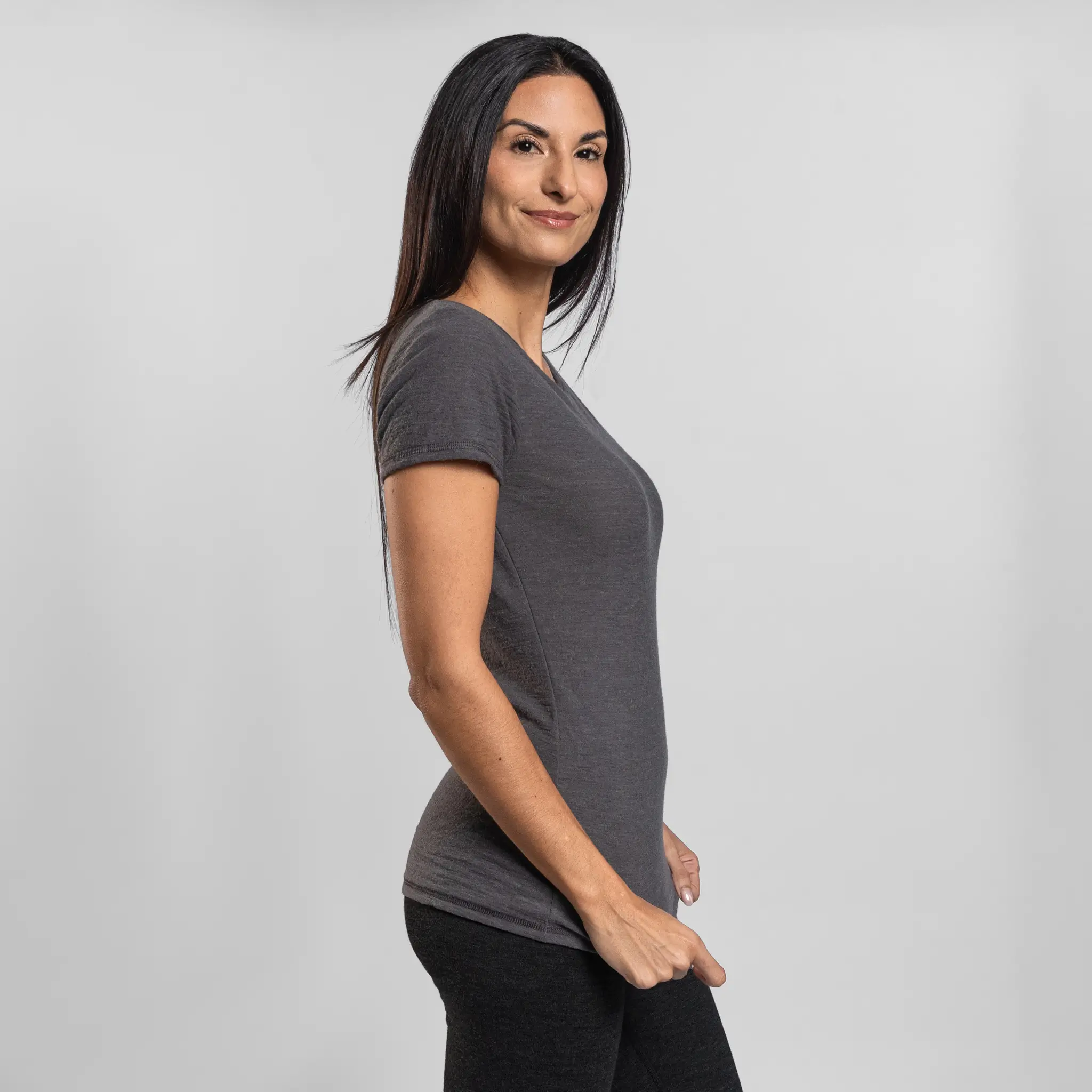 Women's Alpaca Wool T-Shirt: 160 Ultralight Crew Neck - Image 47